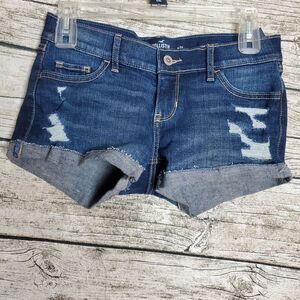 Hollister Low Rise Short Short Size 0  W24 NWT